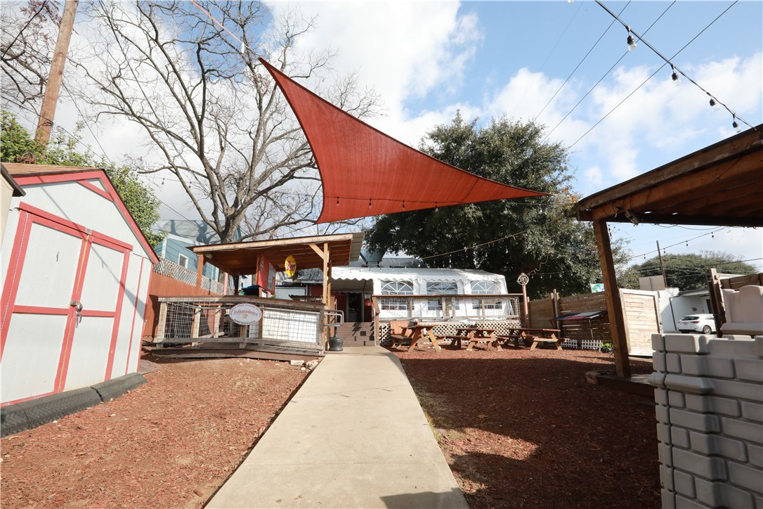 If you have additional questions regarding 1311 E 7th Street  in Austin or would like to tour the property with us call 800-660-1022 and reference MLS# 2415645.