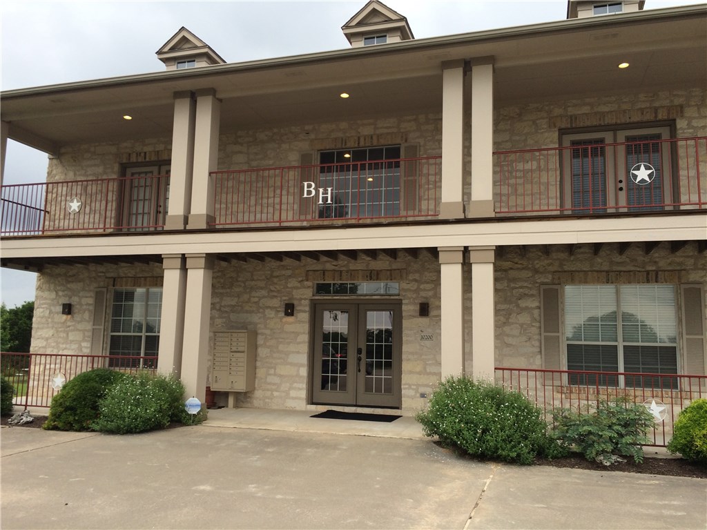 If you have additional questions regarding 10200 Hwy 290 W in Austin or would like to tour the property with us call 800-660-1022 and reference MLS# 1592006.