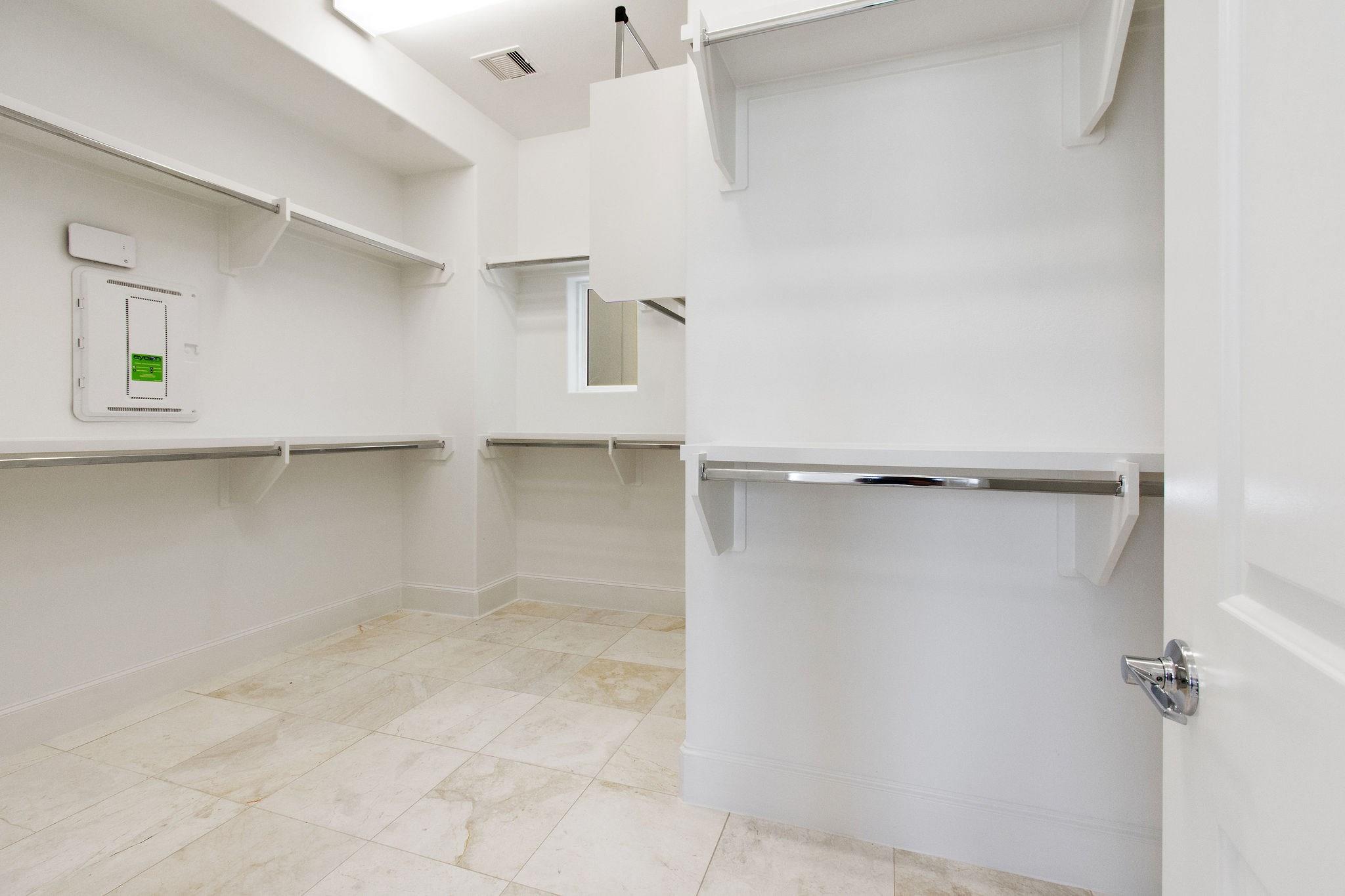 Enormous master closet! No Carpet! - If you have additional questions regarding 6135 Cottage Grove Lake Drive  in Houston or would like to tour the property with us call 800-660-1022 and reference MLS# 93807520.