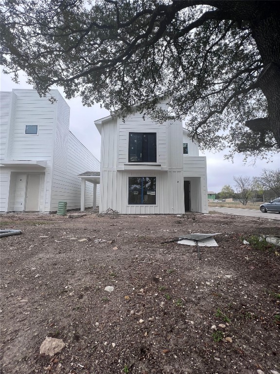 If you have additional questions regarding 7601 Cooper Lane  in Austin or would like to tour the property with us call 800-660-1022 and reference MLS# 2065698.