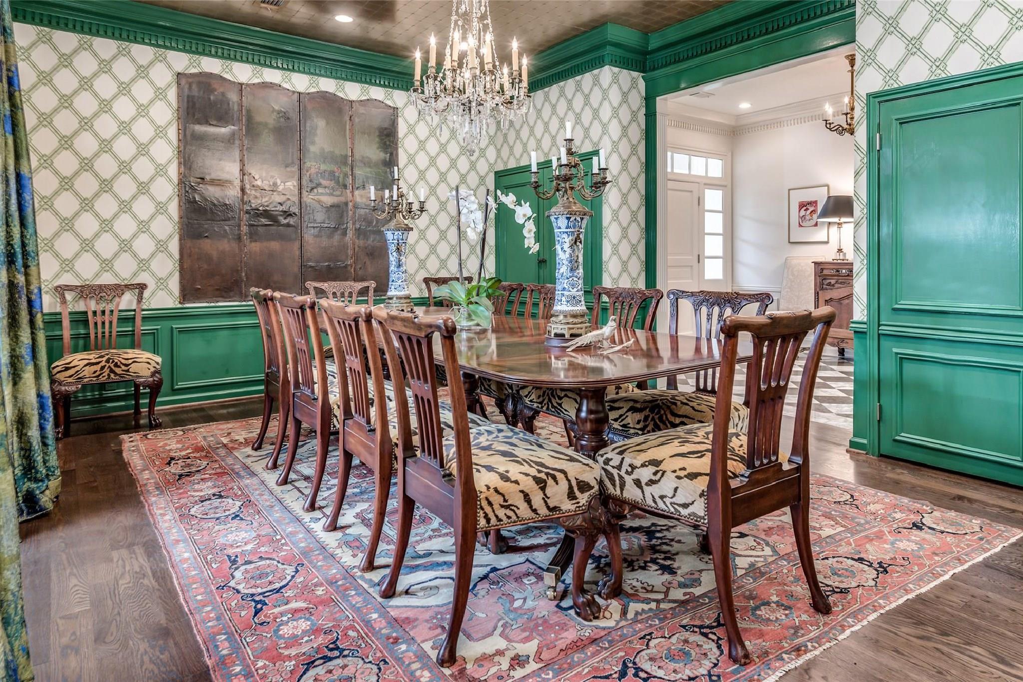 [Dining Room 18x13] - If you have additional questions regarding 6002 Green Tree Road  in Houston or would like to tour the property with us call 800-660-1022 and reference MLS# 5490976.