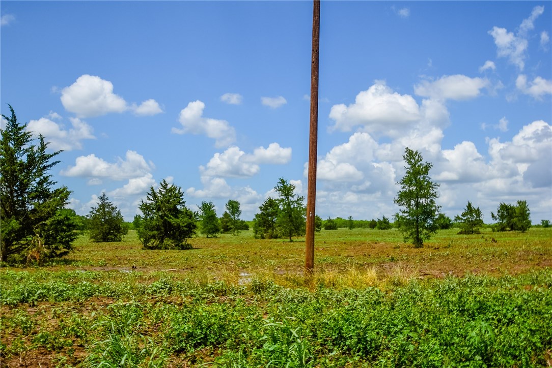 If you have additional questions regarding 006 County Road 451  in Waelder or would like to tour the property with us call 800-660-1022 and reference MLS# 2008034.