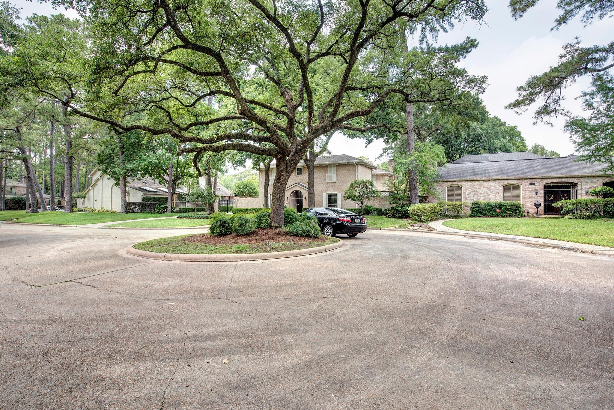 Tucked in the neighborhood this property is situated in a cul-de-sac. - If you have additional questions regarding 12326 Tunbridge Lane  in Houston or would like to tour the property with us call 800-660-1022 and reference MLS# 30688628.