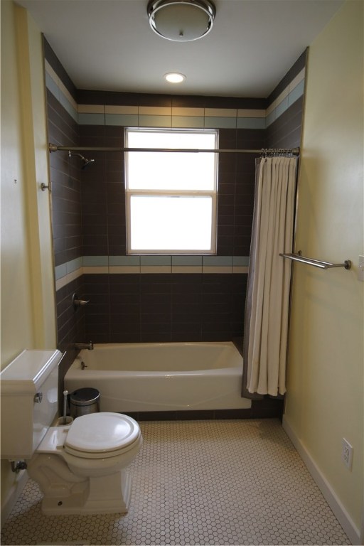Main Bathroom - If you have additional questions regarding 1409 Newton Street  in Austin or would like to tour the property with us call 800-660-1022 and reference MLS# 3792338.