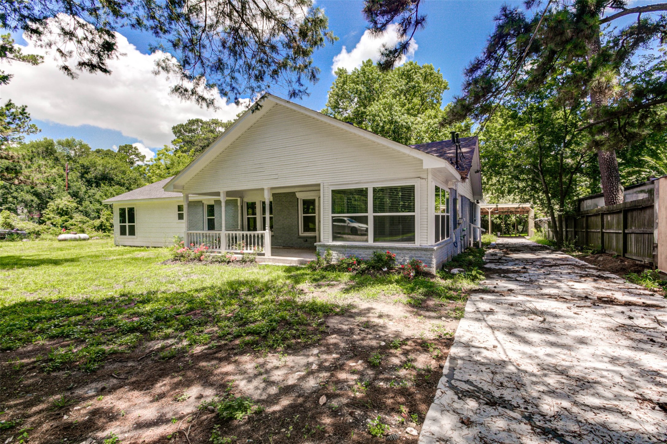 If you have additional questions regarding 327 Camp Lillie Road  in Houston or would like to tour the property with us call 800-660-1022 and reference MLS# 5076635.
