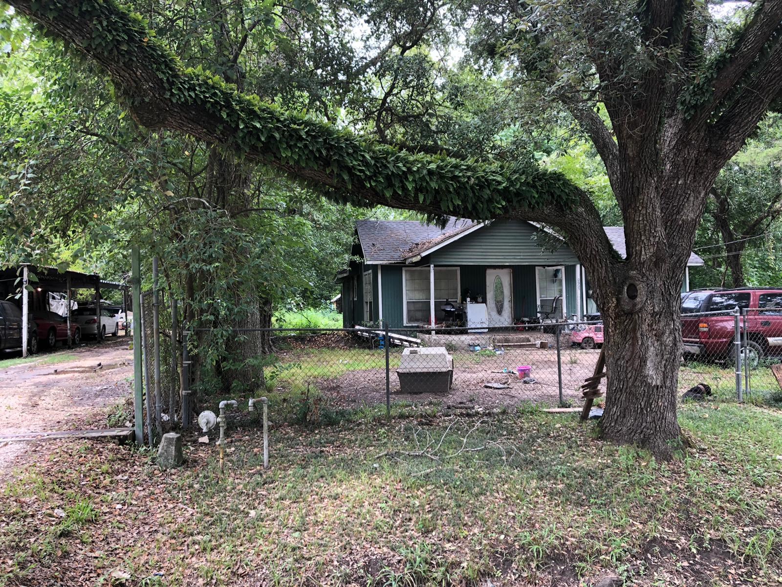 If you have additional questions regarding 2925 Sadler Street  in Houston or would like to tour the property with us call 800-660-1022 and reference MLS# 41613079.