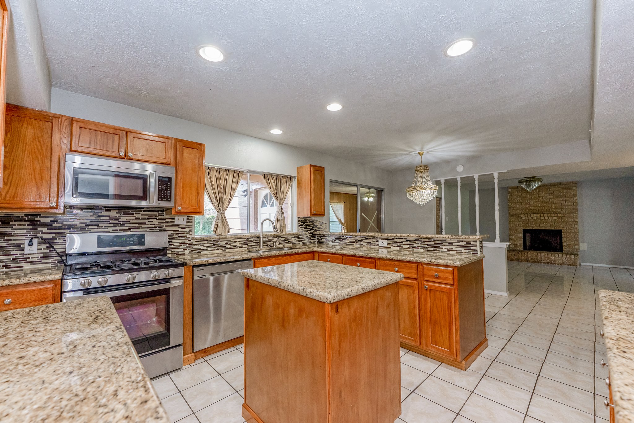 459 Woodrail Drive Drive Houston TX 77598
