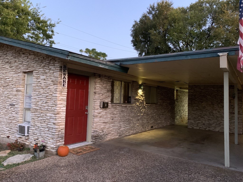 If you have additional questions regarding 2301 Western Trails Boulevard  in Austin or would like to tour the property with us call 800-660-1022 and reference MLS# 3044118.