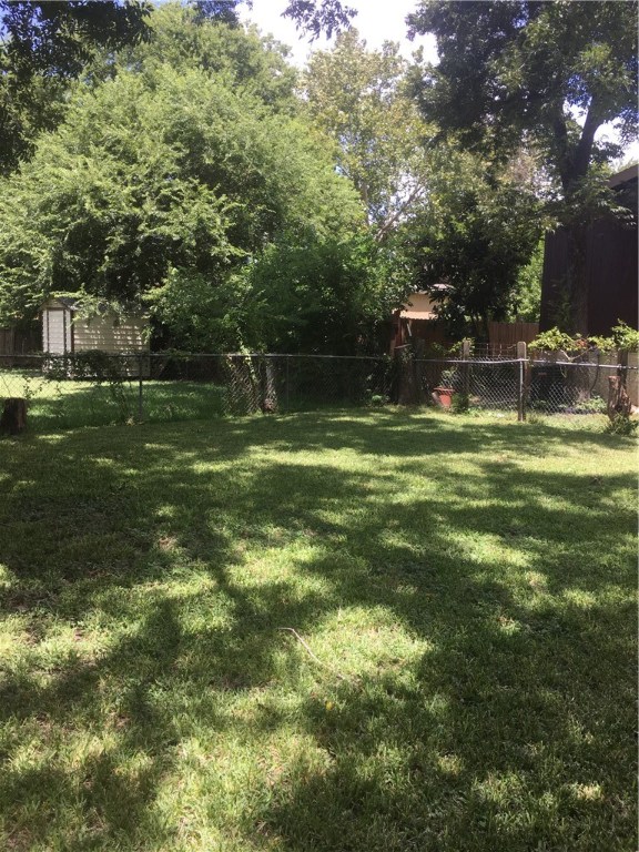 1914 Blue Meadow Drive Drive Austin TX 78744