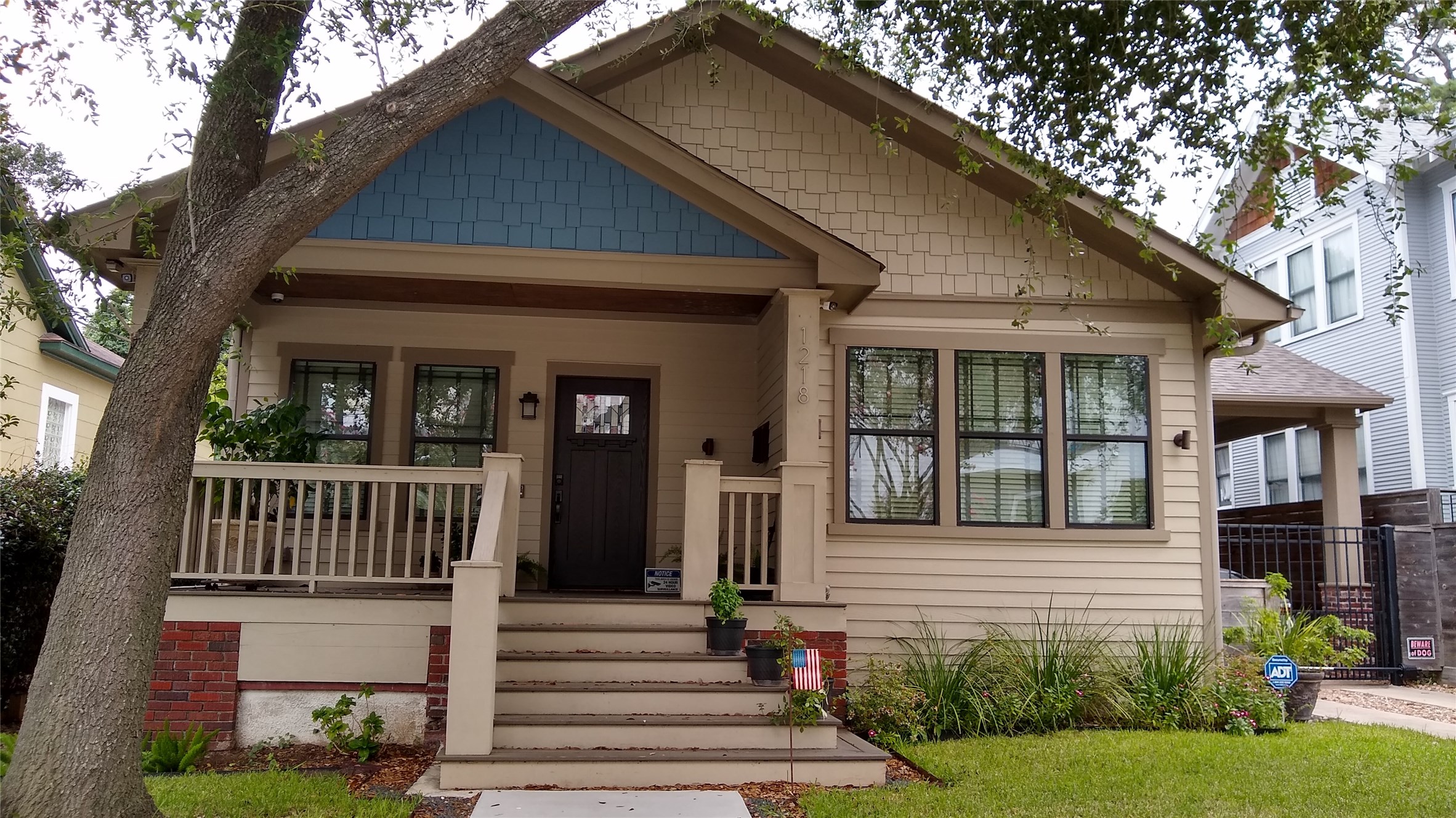 If you have additional questions regarding 1218 Wrightwood Street  in Houston or would like to tour the property with us call 800-660-1022 and reference MLS# 85611075.
