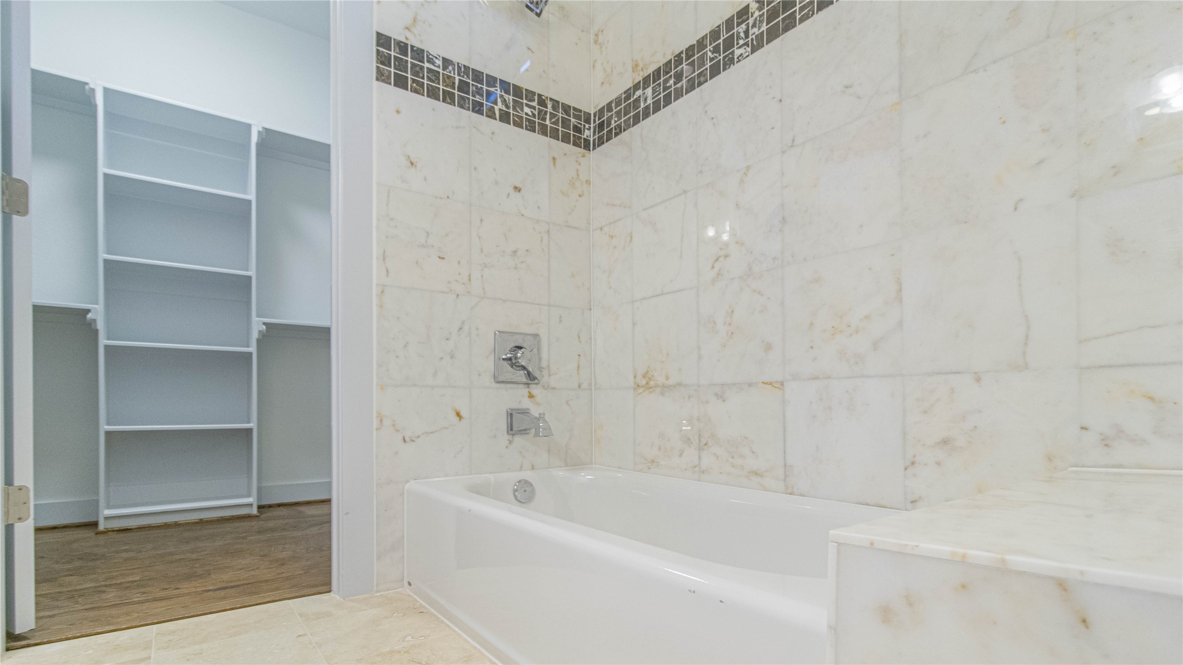 Second Full Bath on the Third Floor with Tub! - If you have additional questions regarding 4833 Chenevert Street  in Houston or would like to tour the property with us call 800-660-1022 and reference MLS# 96976639.