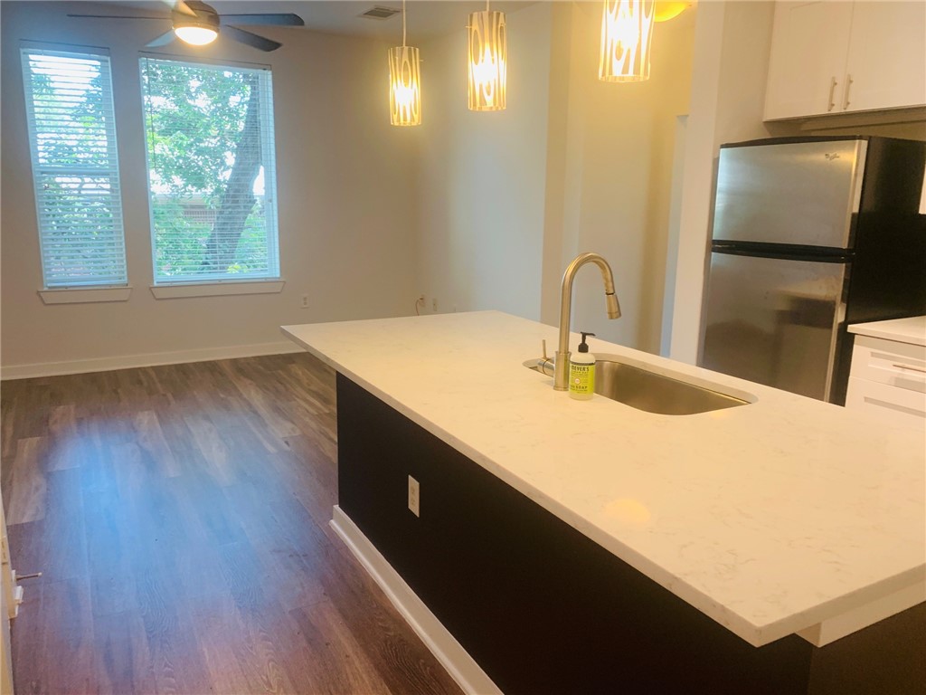 If you have additional questions regarding 1900 Barton Springs Road  in Austin or would like to tour the property with us call 800-660-1022 and reference MLS# 1093929.
