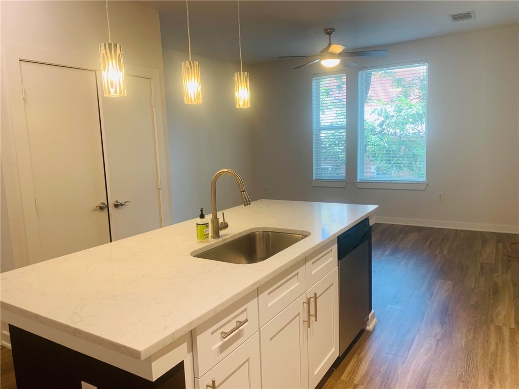 If you have additional questions regarding 1900 Barton Springs Road  in Austin or would like to tour the property with us call 800-660-1022 and reference MLS# 1093929.