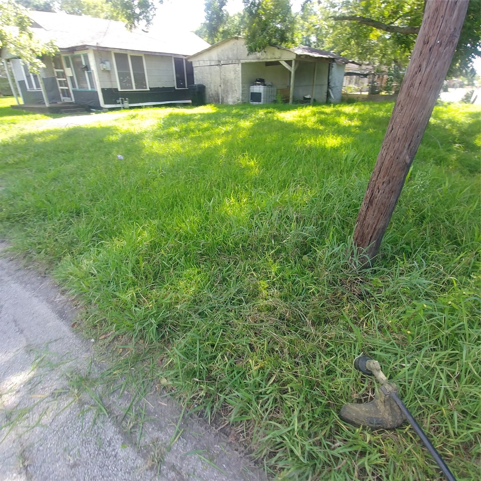 If you have additional questions regarding 3317 Linn Street  in Houston or would like to tour the property with us call 800-660-1022 and reference MLS# 43664034.
