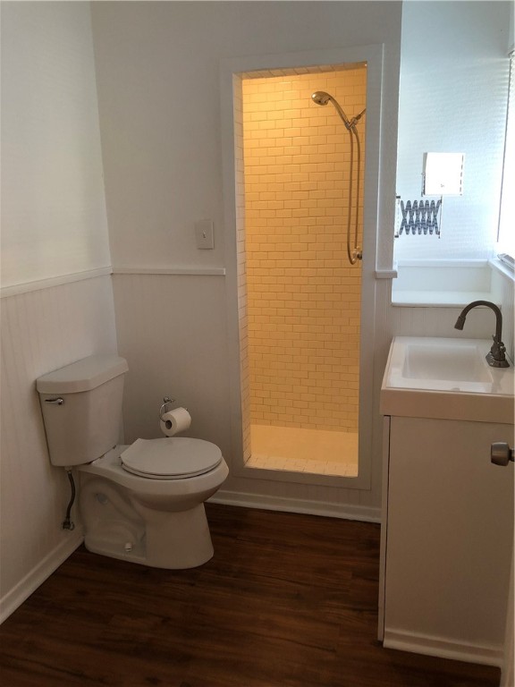 Studio bathroom with stackable washer/dryer connections - If you have additional questions regarding 6902 Geneva Drive  in Austin or would like to tour the property with us call 800-660-1022 and reference MLS# 5328844.