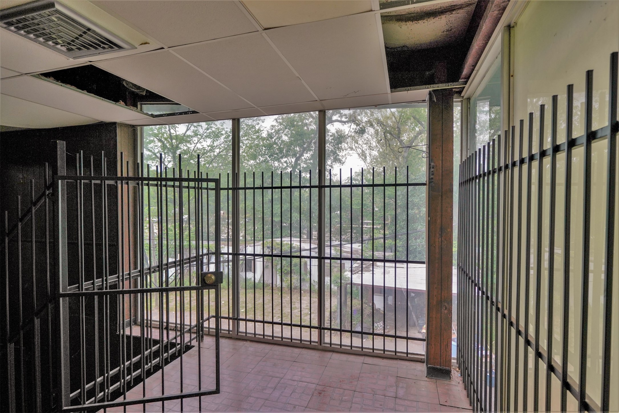 12705 Unison upstairs area can be secured from downstairs area. - If you have additional questions regarding 12715 Unison Road  in Houston or would like to tour the property with us call 800-660-1022 and reference MLS# 28326747.