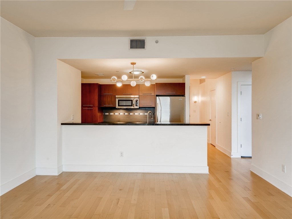 If you have additional questions regarding 603 Davis Street  in Austin or would like to tour the property with us call 800-660-1022 and reference MLS# 3702951.