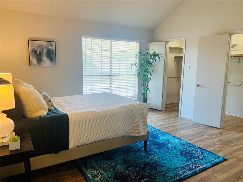 Large master bedroom with His & Hers closet space - If you have additional questions regarding 4512 Sojourner Street  in Austin or would like to tour the property with us call 800-660-1022 and reference MLS# 8935600.