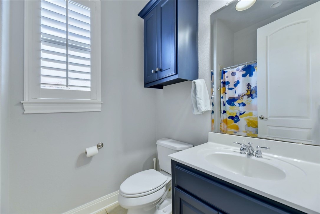 Full bath on the main floor - If you have additional questions regarding 7533 Harlow Drive  in Austin or would like to tour the property with us call 800-660-1022 and reference MLS# 3152567.