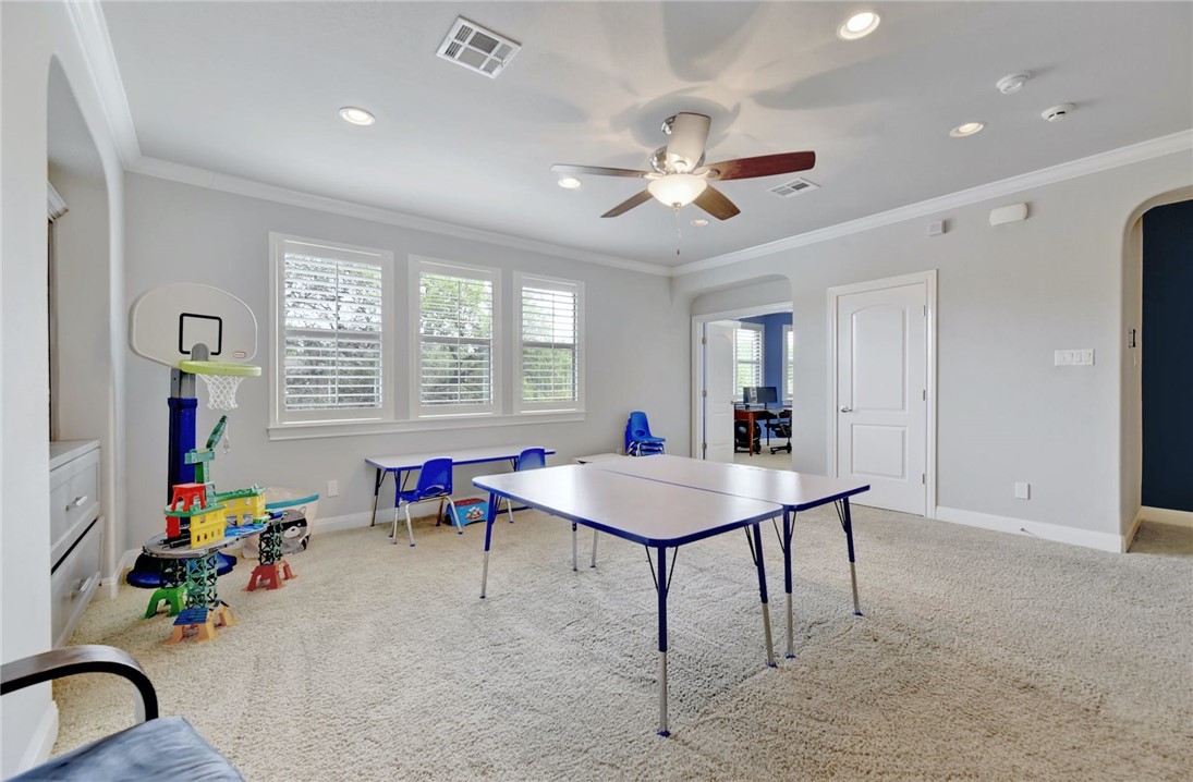 This spacious room will be the center of many fun game nights - If you have additional questions regarding 7533 Harlow Drive  in Austin or would like to tour the property with us call 800-660-1022 and reference MLS# 3152567.