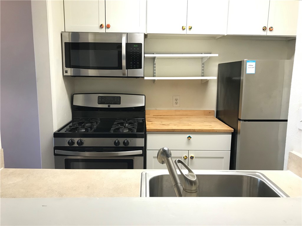 If you have additional questions regarding 1202 Newning Avenue  in Austin or would like to tour the property with us call 800-660-1022 and reference MLS# 1901465.