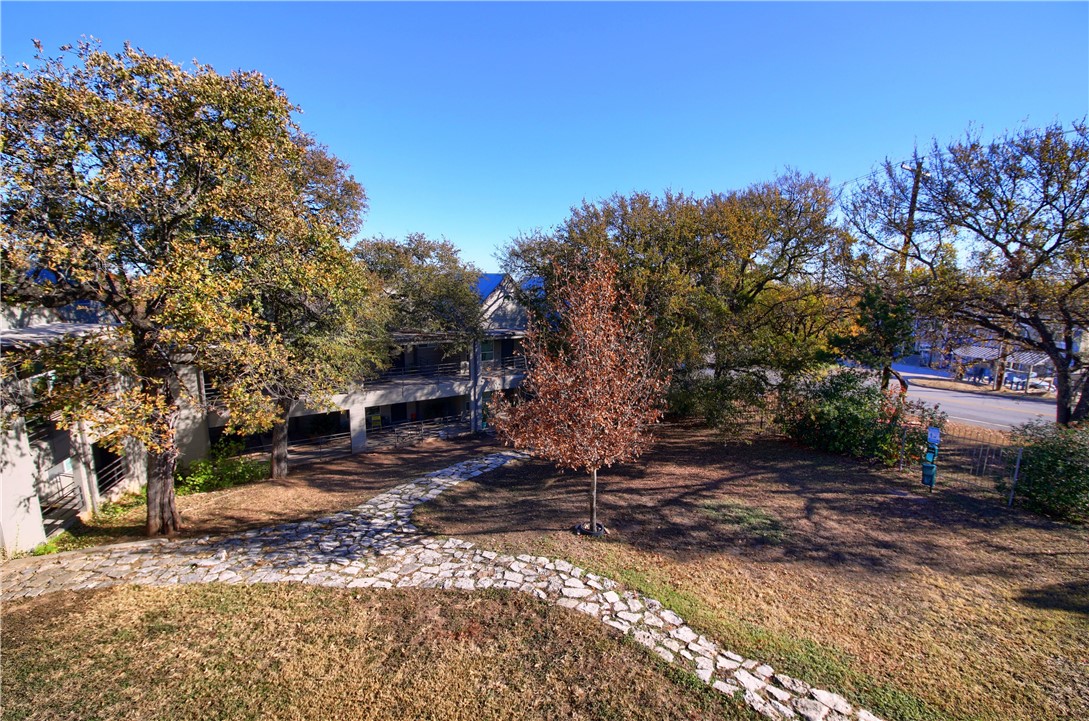 If you have additional questions regarding 1514 Parker Lane  in Austin or would like to tour the property with us call 800-660-1022 and reference MLS# 8752900.