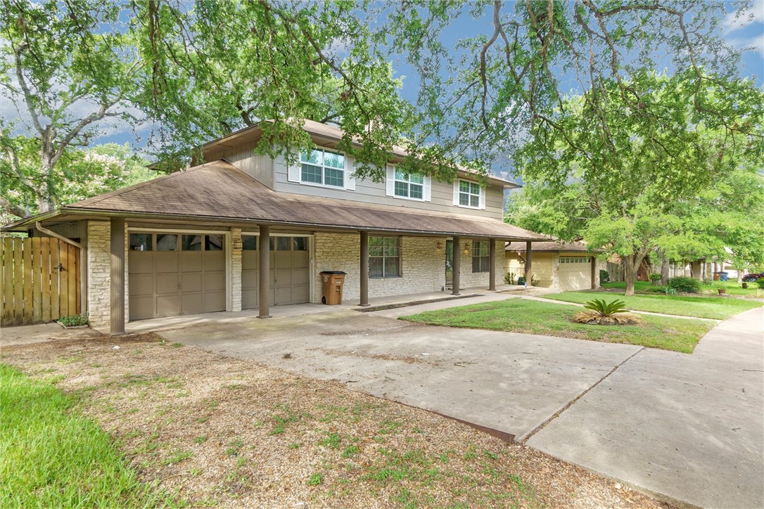If you have additional questions regarding 8105 Wexford Drive  in Austin or would like to tour the property with us call 800-660-1022 and reference MLS# 3585339.