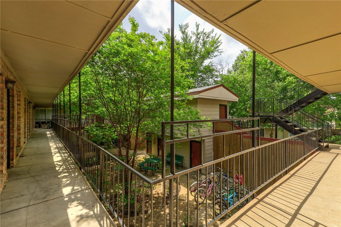 If you have additional questions regarding 2207 Leon Street  in Austin or would like to tour the property with us call 800-660-1022 and reference MLS# 7547254.