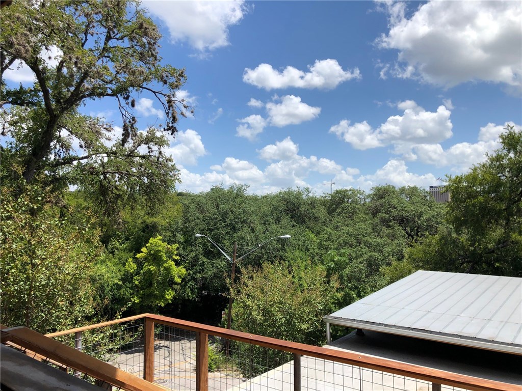 If you have additional questions regarding 1212 Castle Hill Street  in Austin or would like to tour the property with us call 800-660-1022 and reference MLS# 8071912.