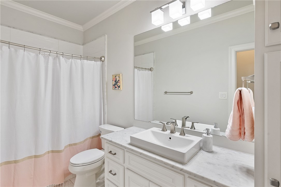A full-size bathroom with integrated shower and tub is also located in this wing, along with a large bedroom with a walk-in closet. - If you have additional questions regarding 2904 MEANDERING RIVER Court  in Austin or would like to tour the property with us call 800-660-1022 and reference MLS# 1563524.