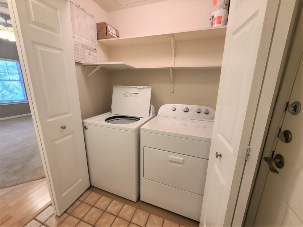 Full Size Washer and Dryer in Unit and included in Lease - If you have additional questions regarding 9525 N Capital Of Texas Highway  in Austin or would like to tour the property with us call 800-660-1022 and reference MLS# 9248672.
