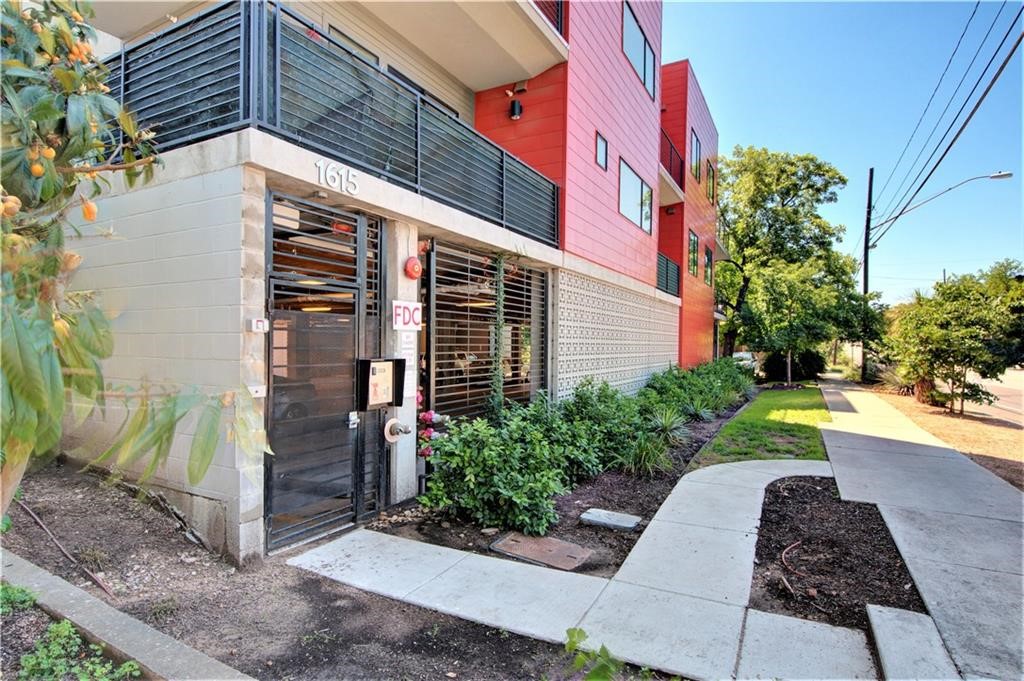 If you have additional questions regarding 1615 E 7th Street  in Austin or would like to tour the property with us call 800-660-1022 and reference MLS# 8653433.