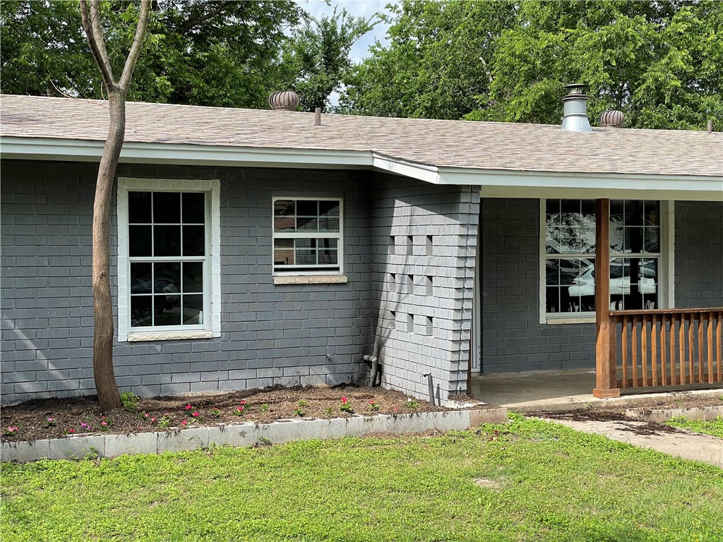 If you have additional questions regarding 111 W Odell Street  in Austin or would like to tour the property with us call 800-660-1022 and reference MLS# 8655251.