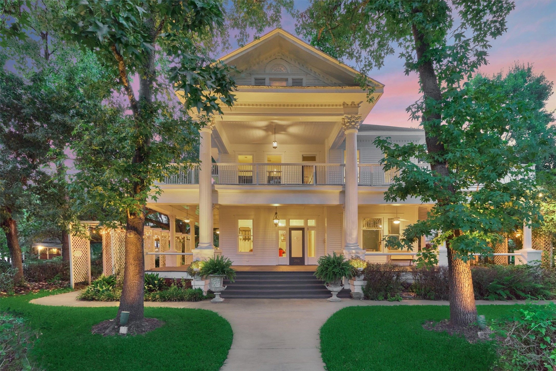 Welcome to the historic John Wahrenberger mansion! Steps away from Downtown Conroe. - If you have additional questions regarding 200 E Phillips Street  in Conroe or would like to tour the property with us call 800-660-1022 and reference MLS# 2115847.